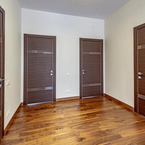 HM Flooring 14 мм шип-паз Орех американский тонированный Натур лак с фаской (фото 4)