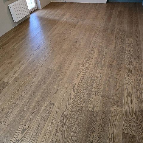 Living Tree 13 мм шип-паз Дуб Натур Мокко браш масло с фаской (фото 5)